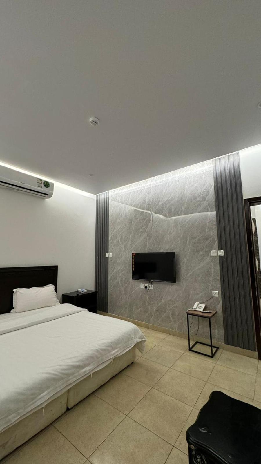 Lavina Serviced Apartments 사카카 외부 사진
